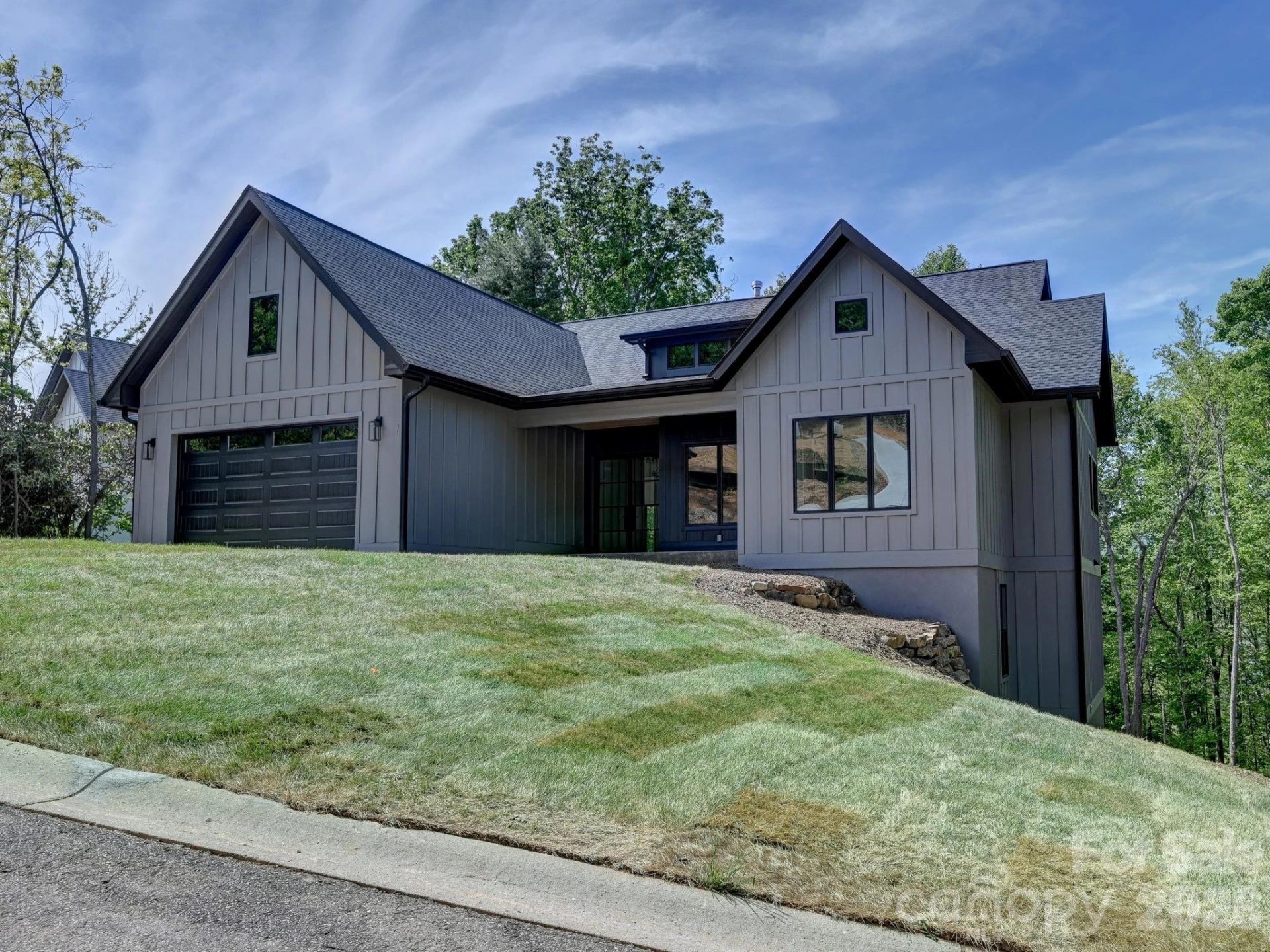 18 Erin Glen Court - Photo 2
