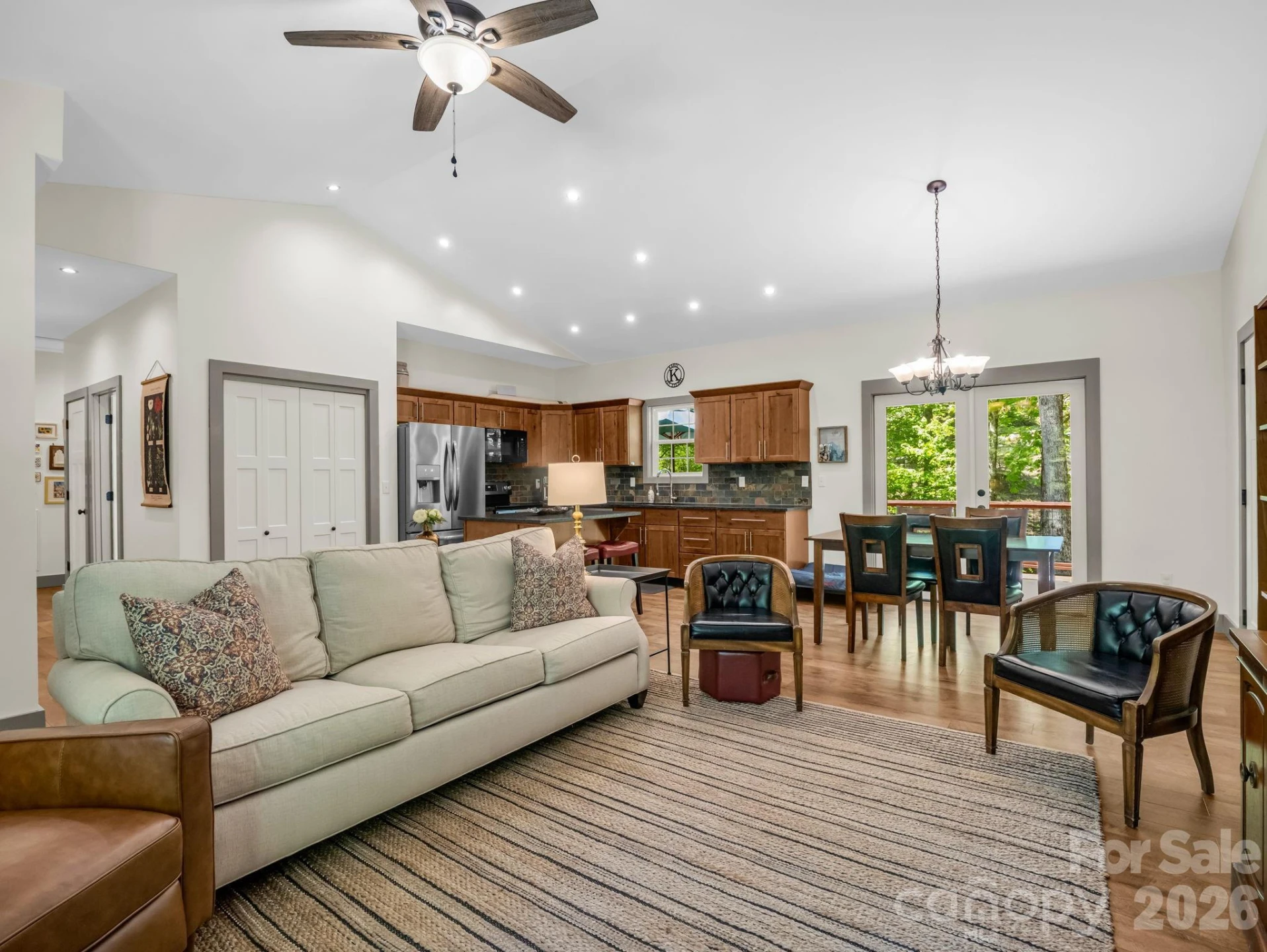 135 Half Moon Lane - Photo 14