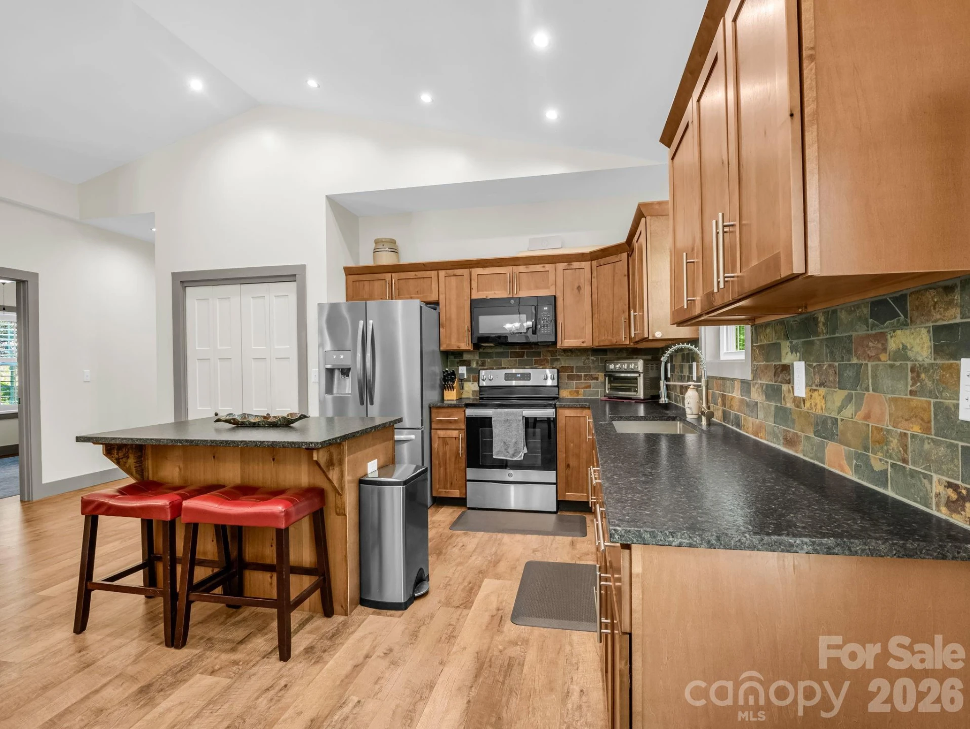 135 Half Moon Lane - Photo 17