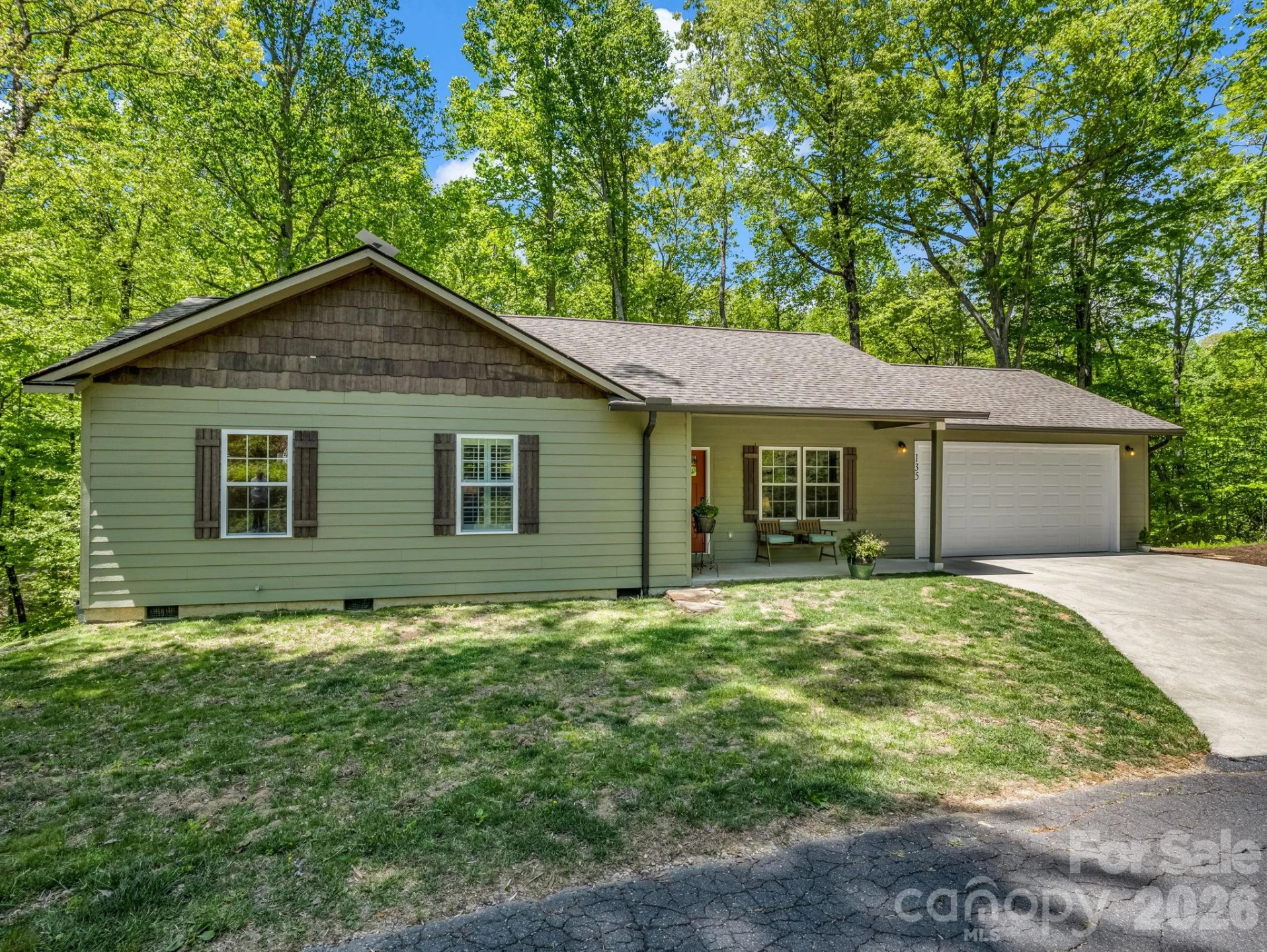 135 Half Moon Lane - Photo 3