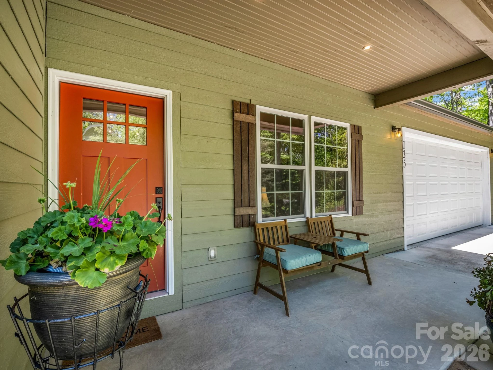 135 Half Moon Lane - Photo 36