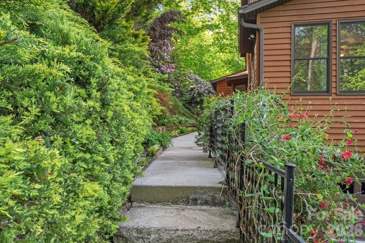 52 Mountain Park Drive - Photo 7