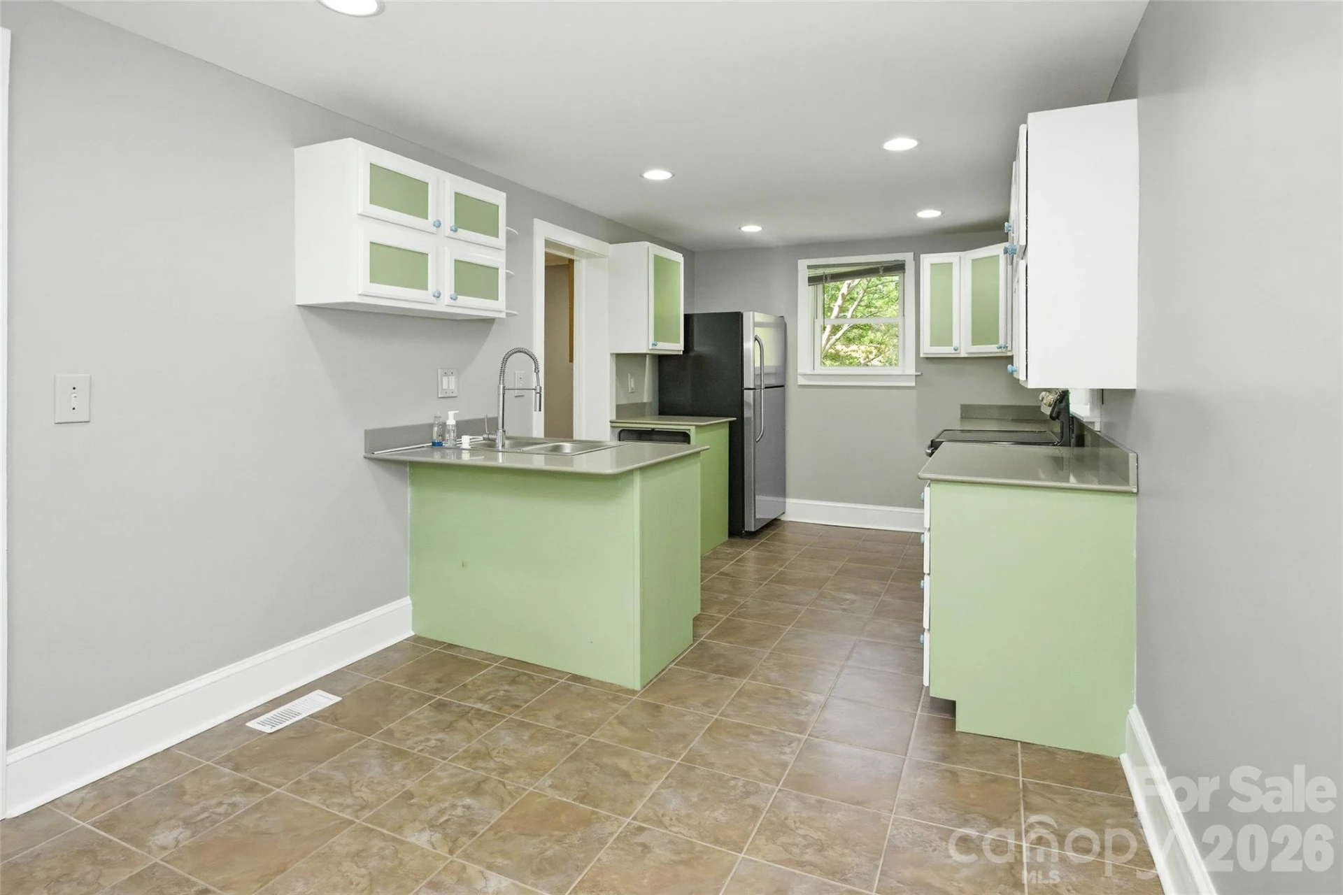 70 Cedar Street - Photo 13