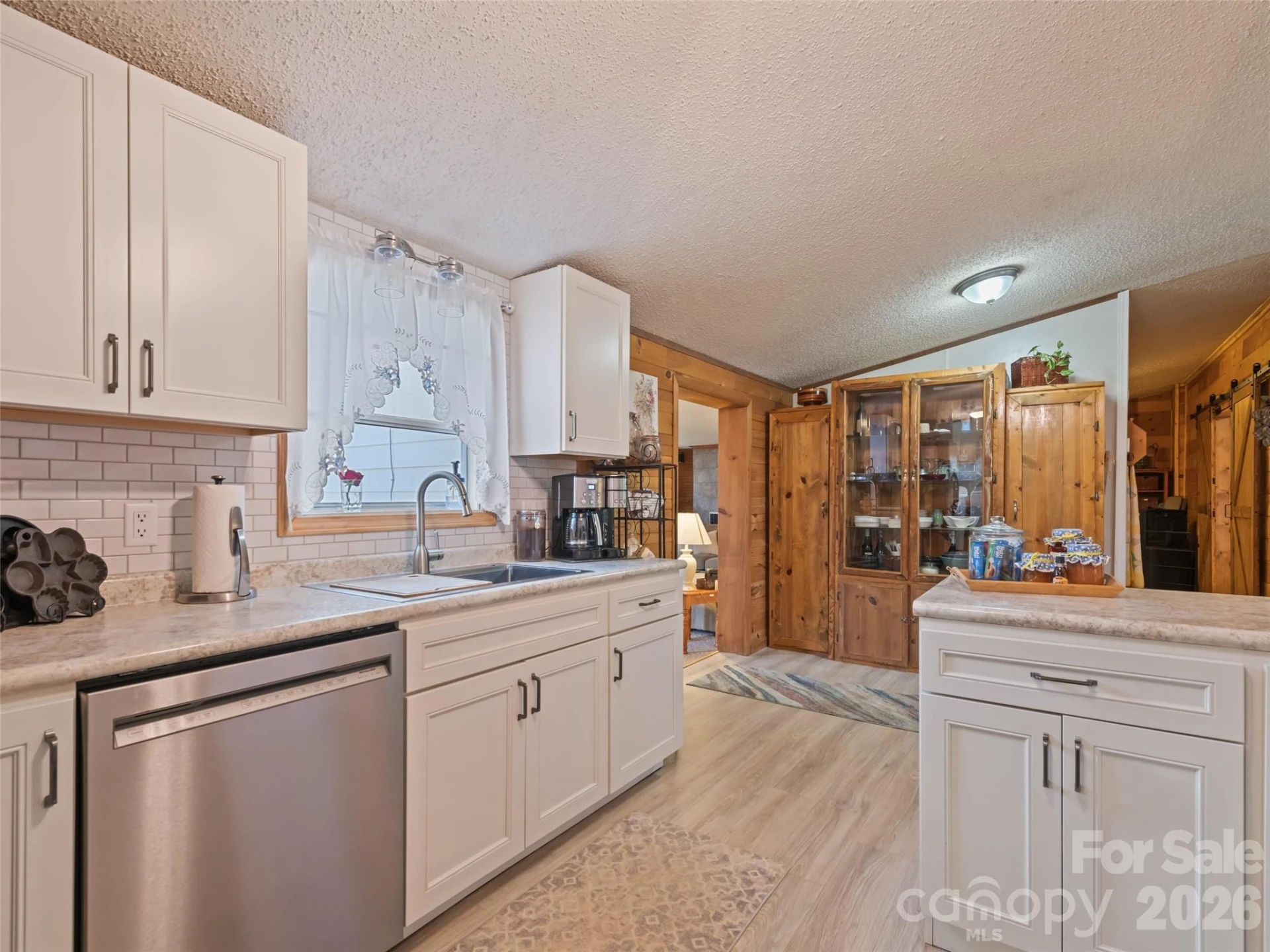 136 Peaceful Valley Drive - Photo 13