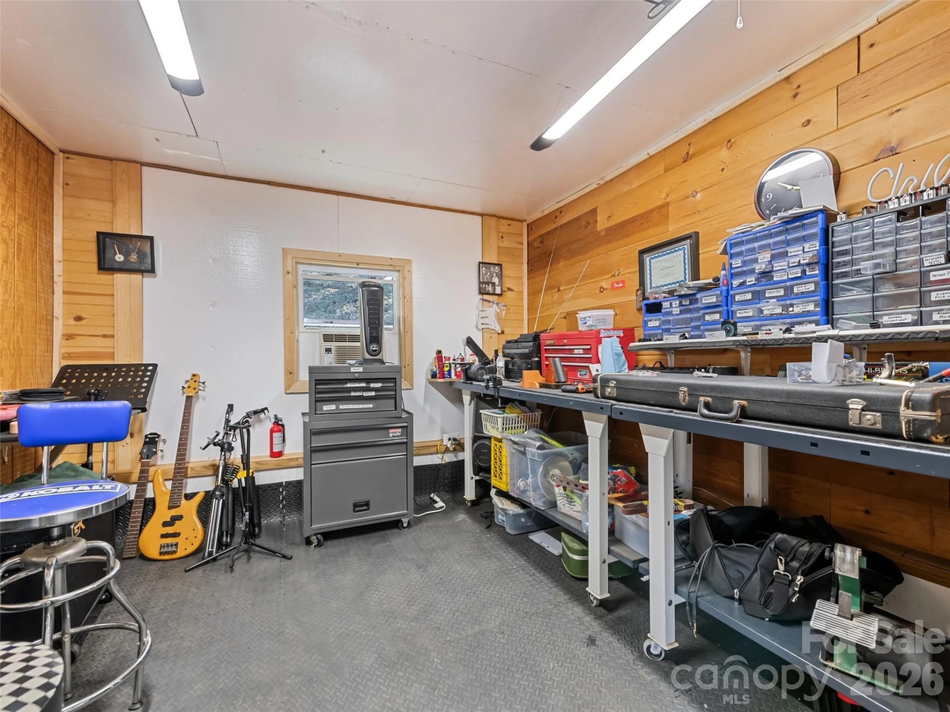 136 Peaceful Valley Drive - Photo 3