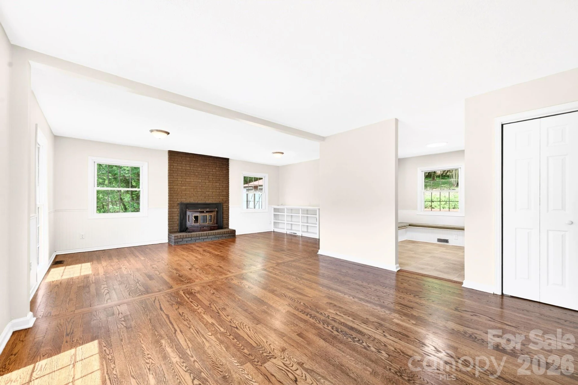 34 Wolfe Cove Road - Photo 3