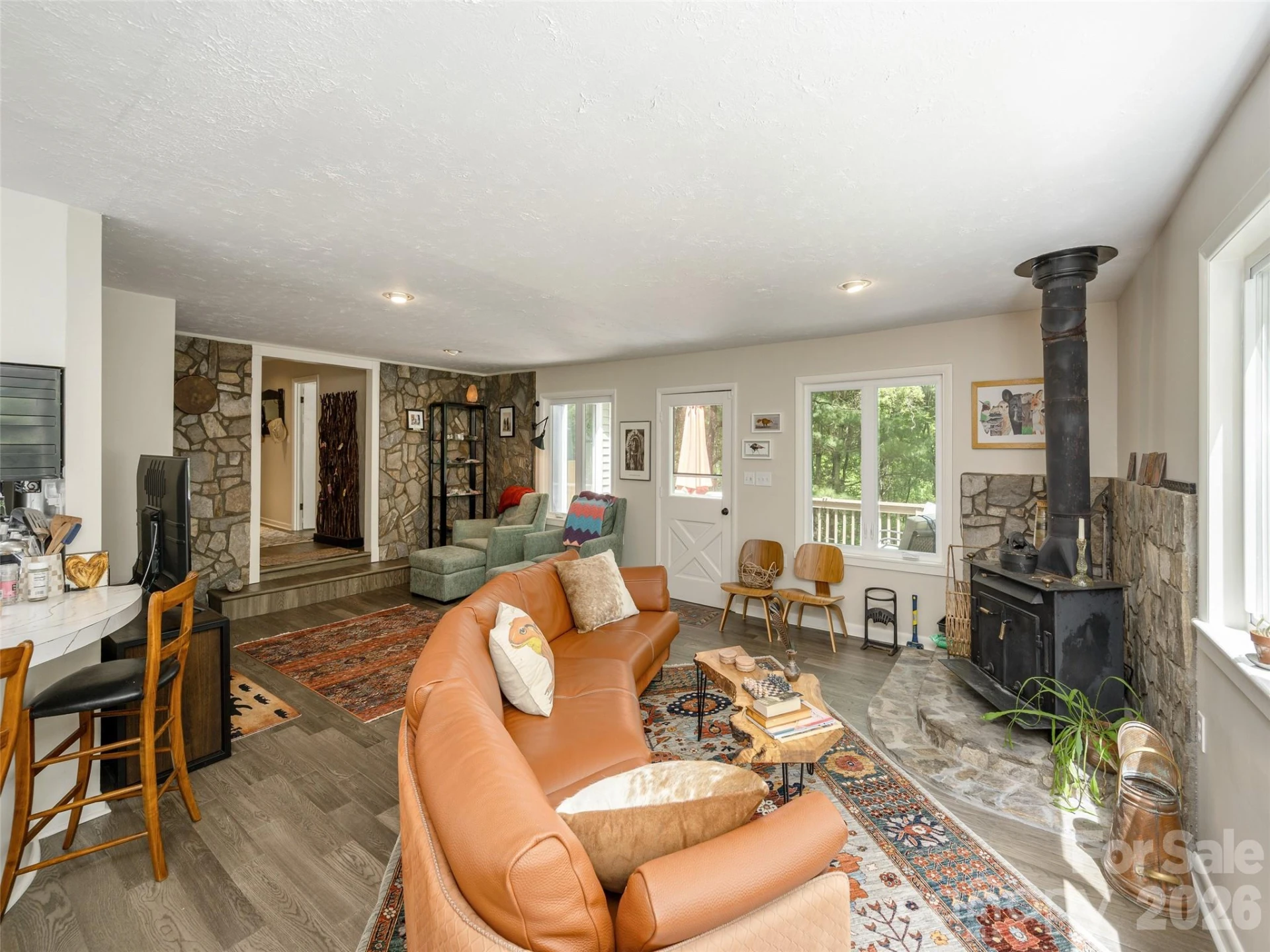 411 Patton Mountain Road - Photo 2