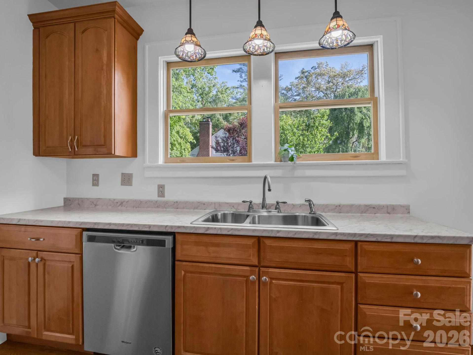 1534 Kensington Road - Photo 18