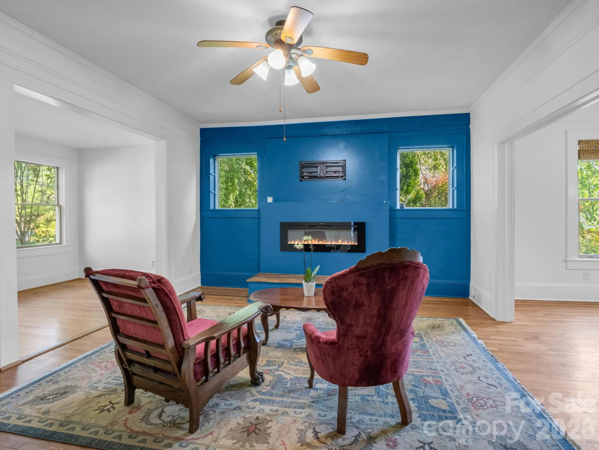 1534 Kensington Road - Photo 10