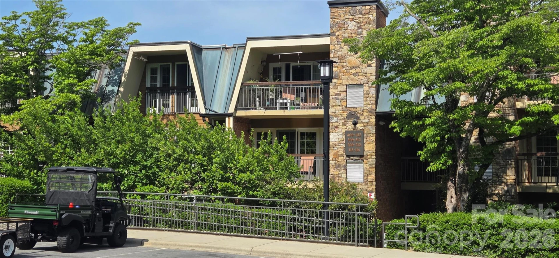 209 Bowling Park Road - Photo 2