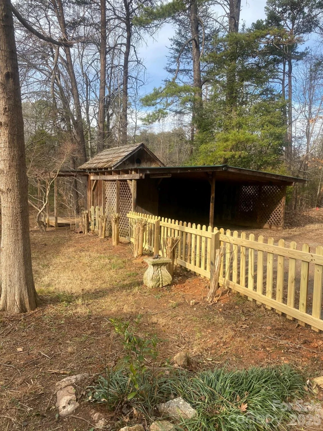 3205 Collinsville Road - Photo 26