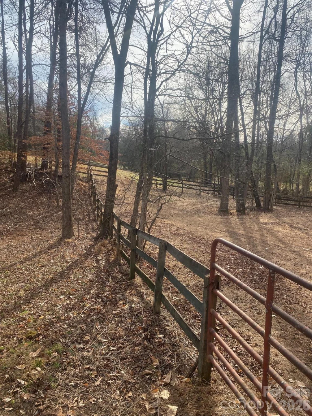 3205 Collinsville Road - Photo 31