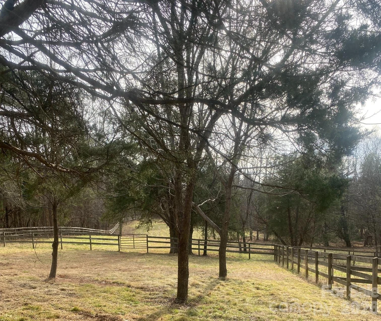 3205 Collinsville Road - Photo 33