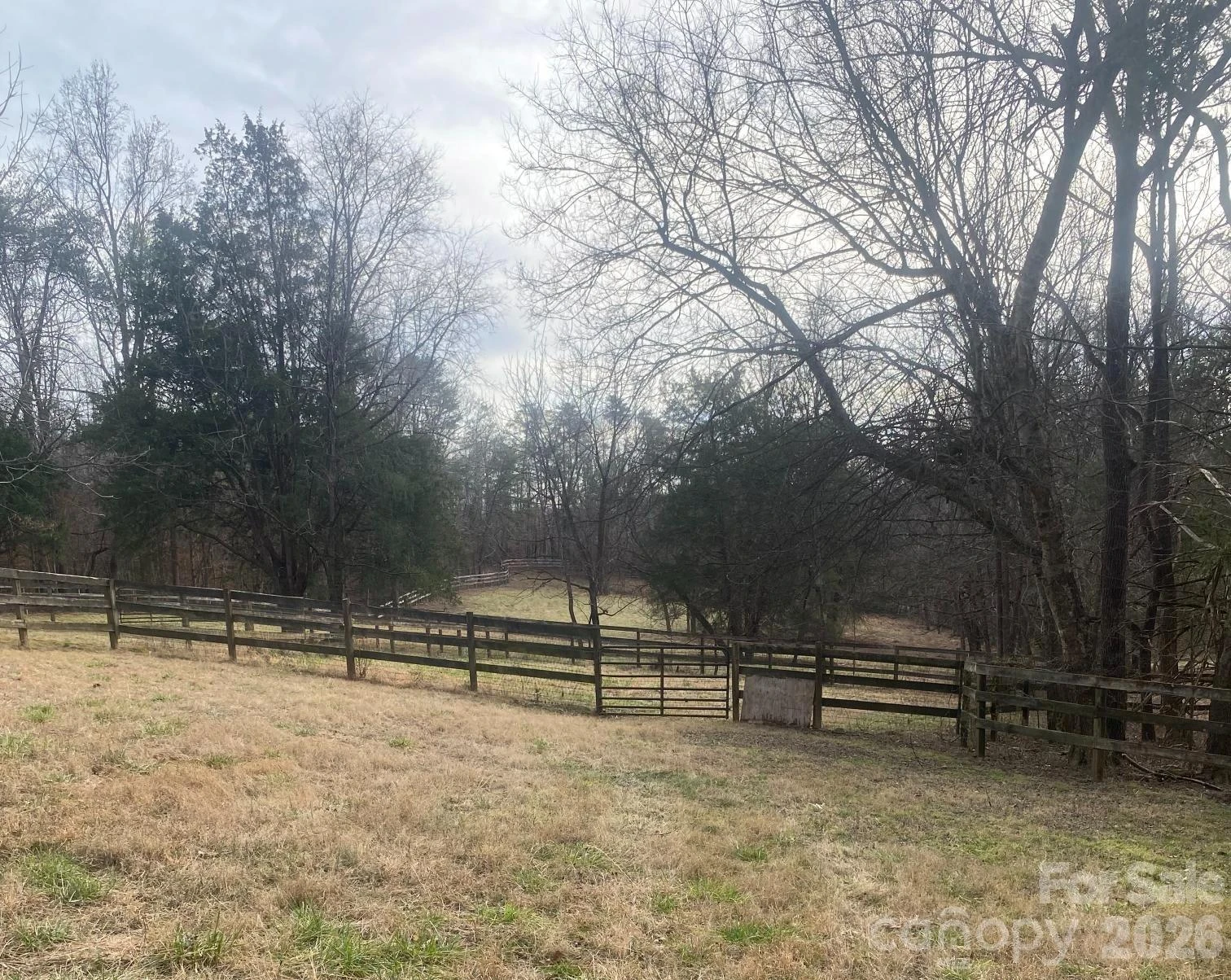 3205 Collinsville Road - Photo 35