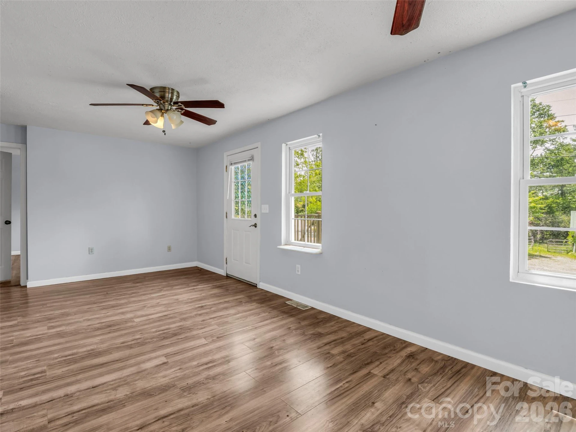 1916 Old Spartanburg Road - Photo 11