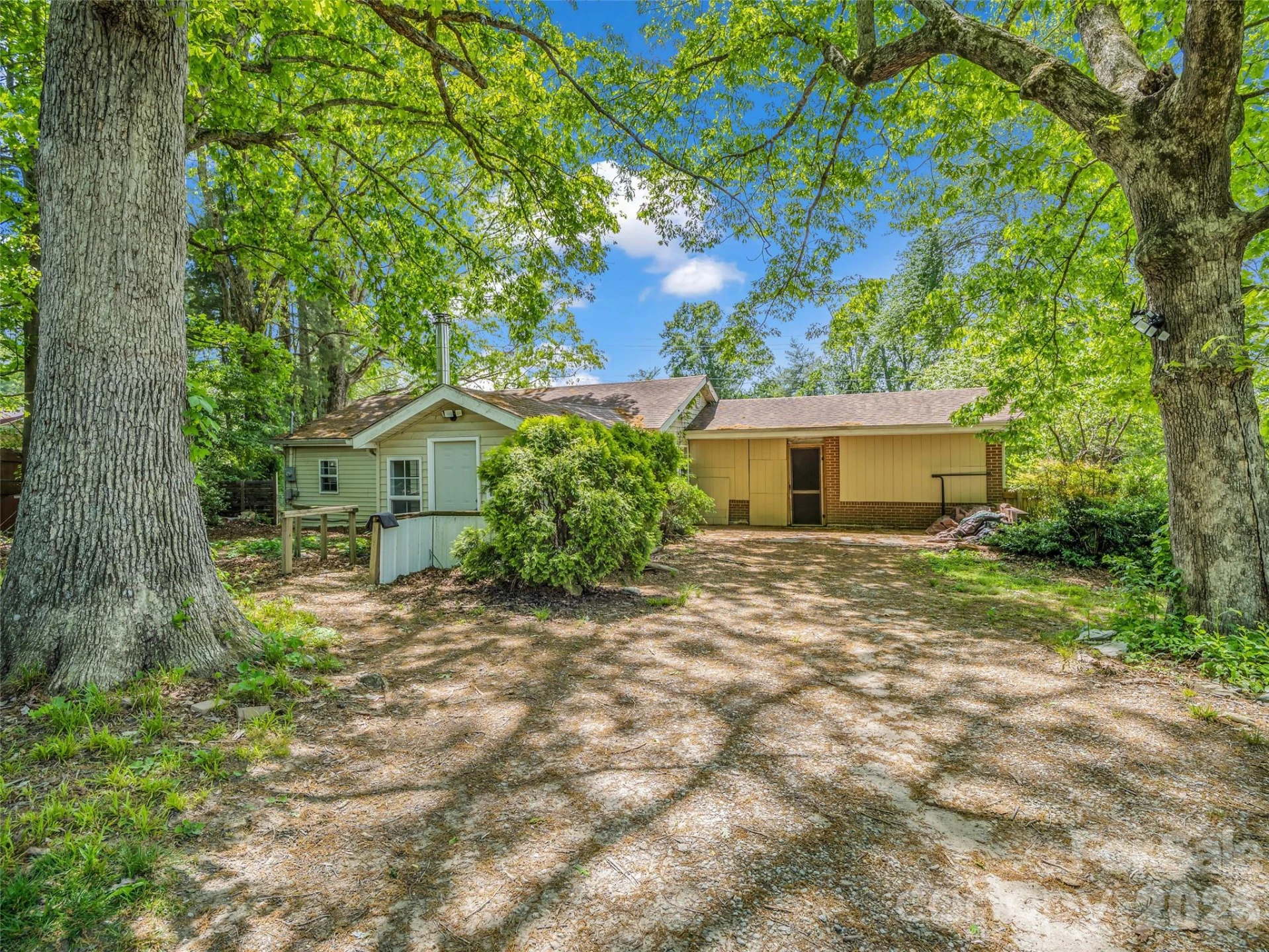 1916 Old Spartanburg Road - Photo 6