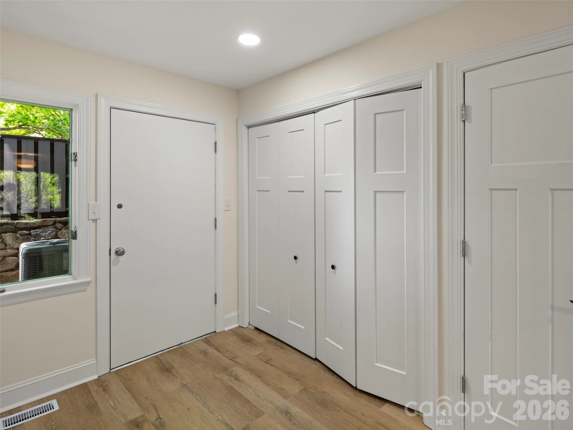 203 Crowfields Drive - Photo 10