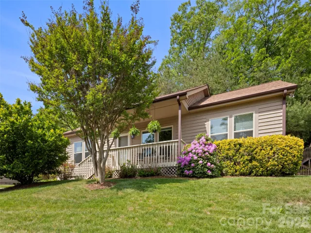 1 Hedgerose Court