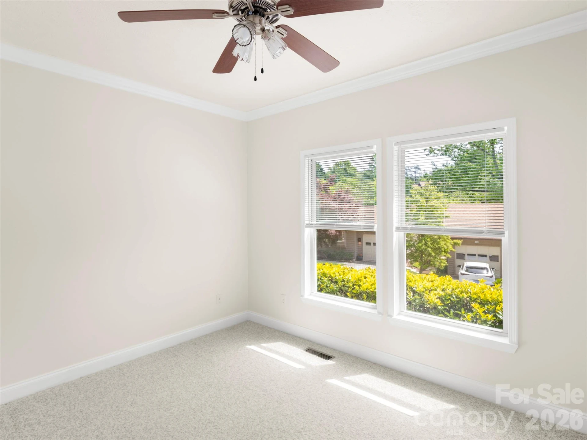 1 Hedgerose Court #B - Photo 17