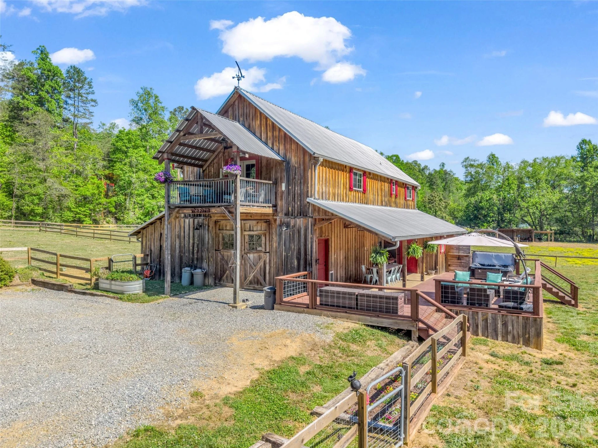 400 Calhoun Trail - Photo 4