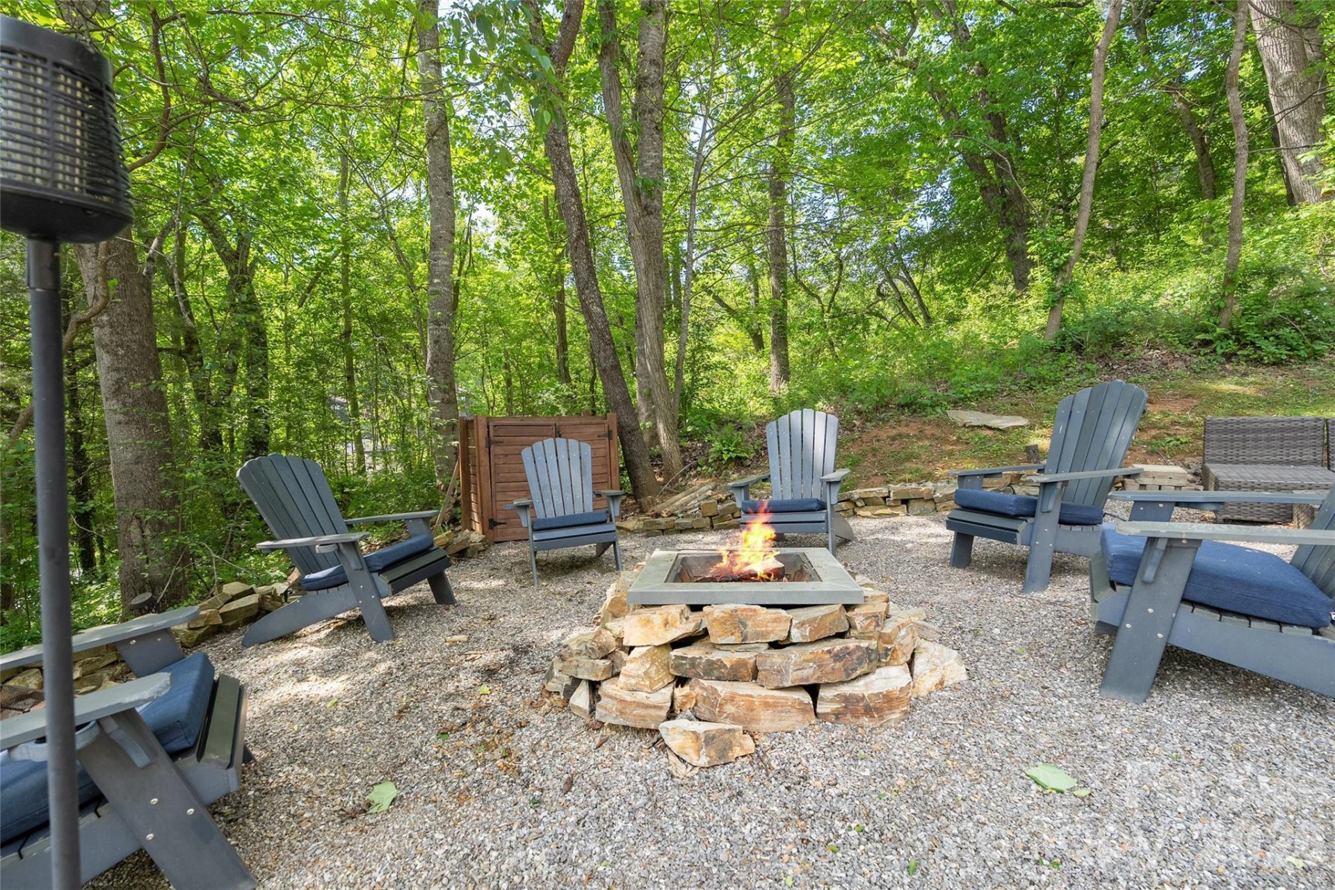 266 Hawks Crest Drive - Photo 37