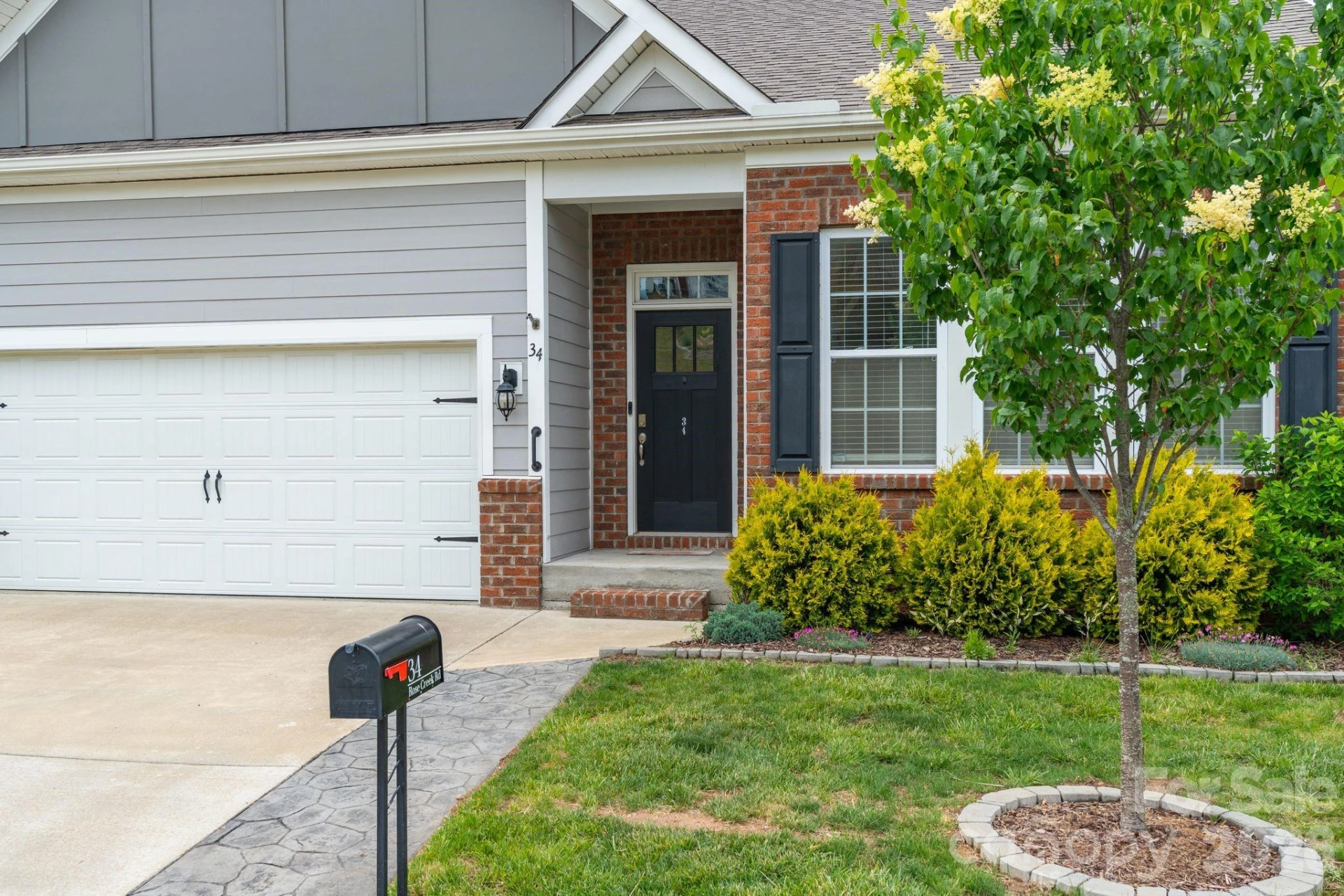 34 Rose Creek Road - Photo 2