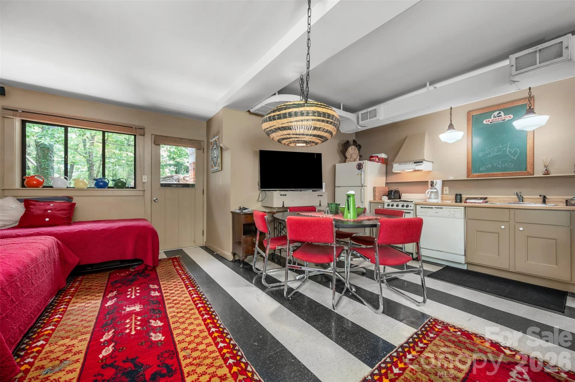 484 Sourwood Ridge Road - Photo 23