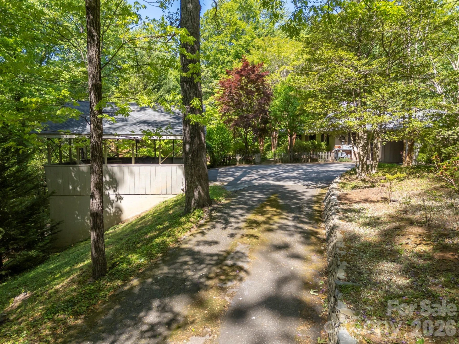 484 Sourwood Ridge Road - Photo 27