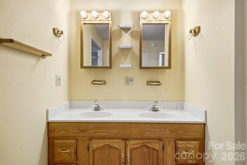 88 Lost Creek Drive - Photo 18