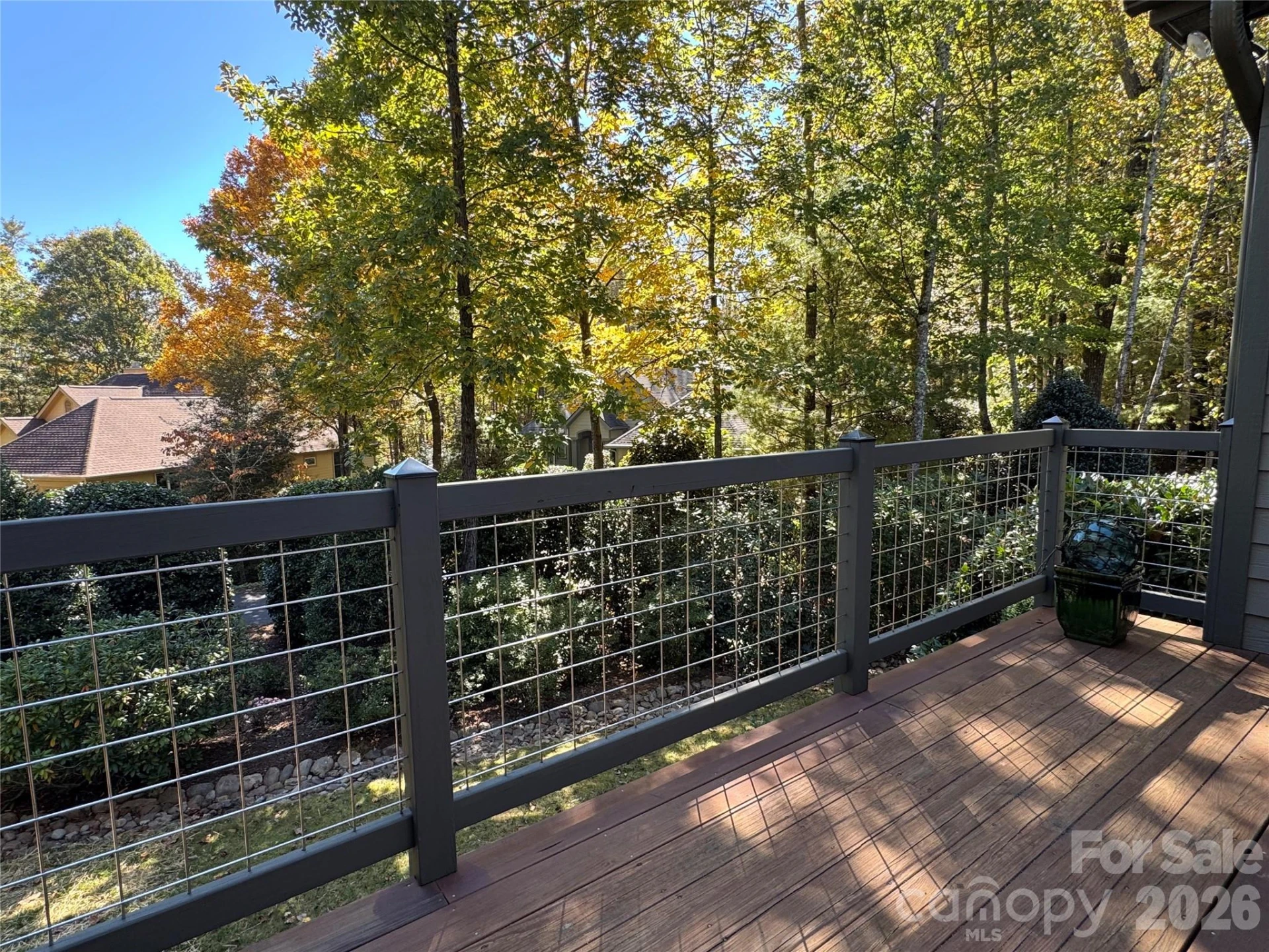 894 Dunroy Drive - Photo 4