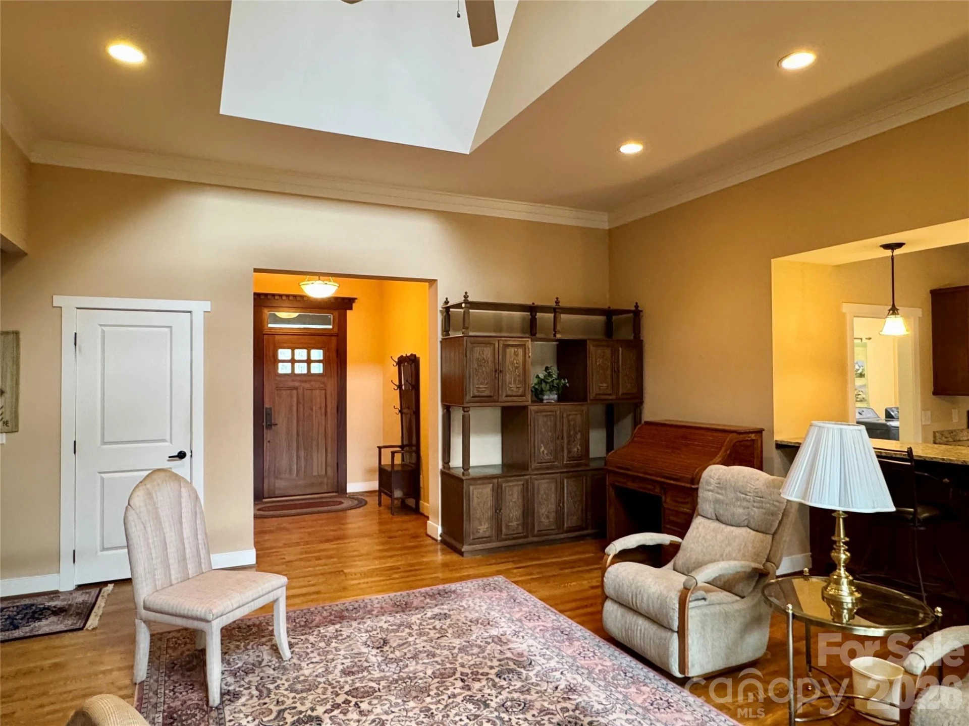 894 Dunroy Drive - Photo 9