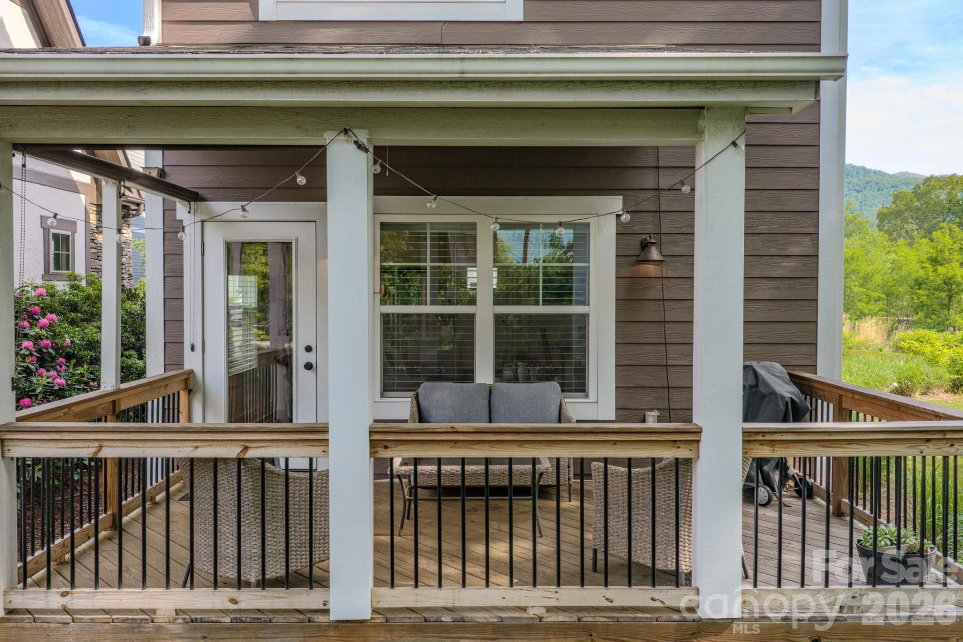 15 Tudor Way - Photo 16