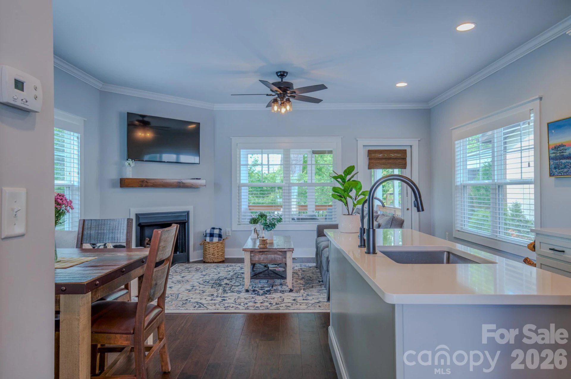15 Tudor Way - Photo 9
