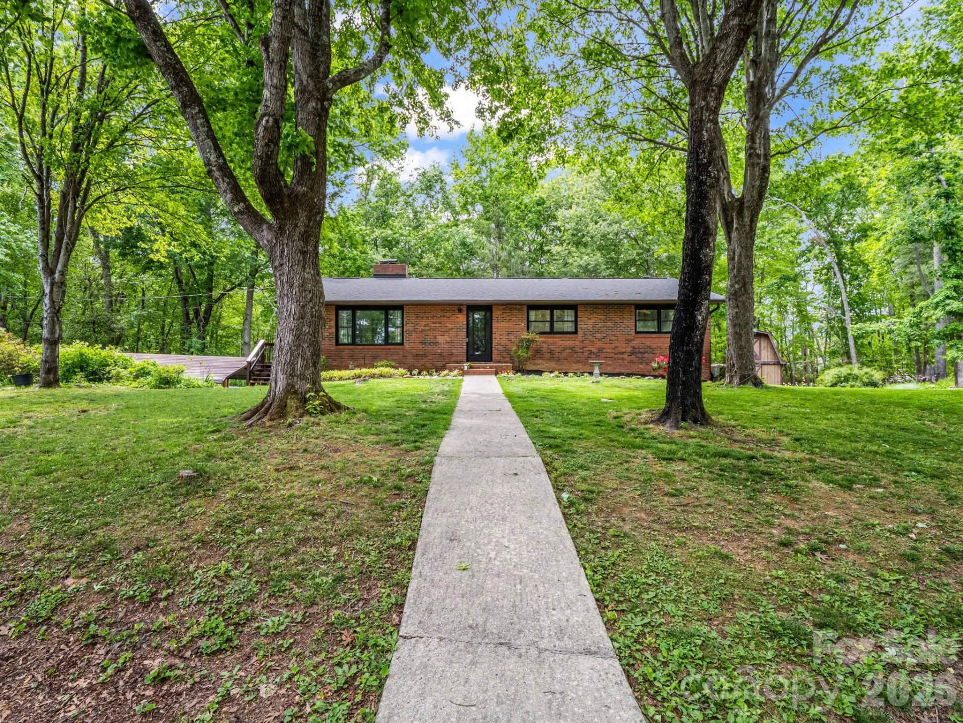 92 Greenwood Acres Drive