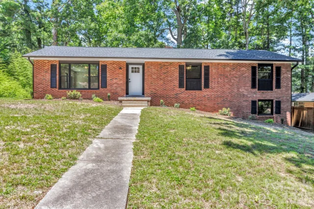 4 Barnes Road