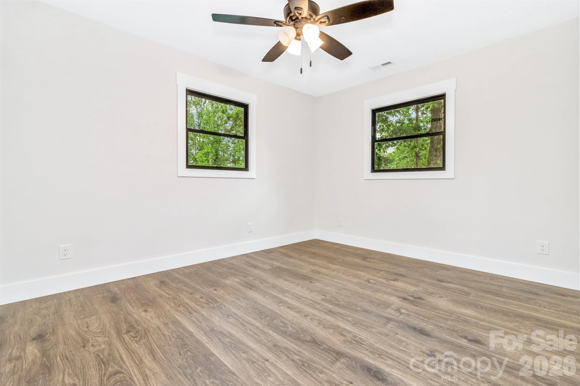4 Barnes Road - Photo 32