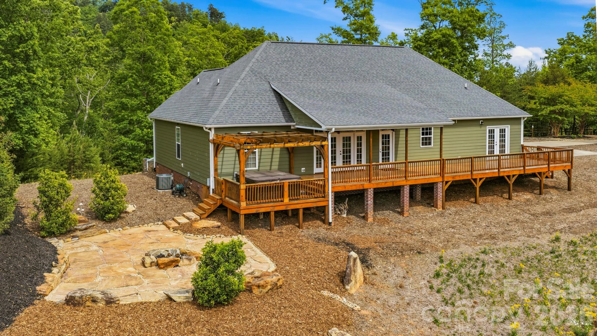 234 Crest Drive - Photo 3