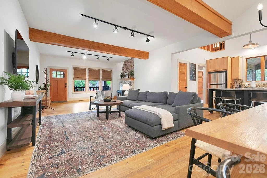 49 Miner Street - Photo 8