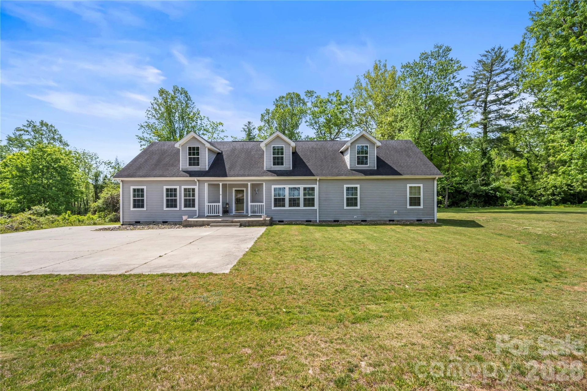 111 Robin Street - Photo 2