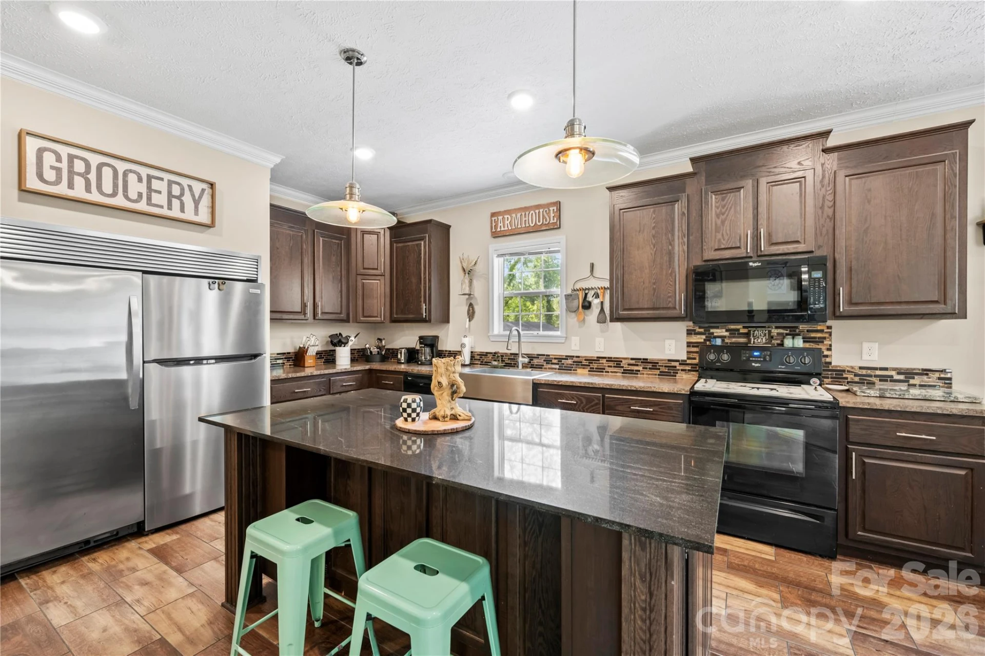 111 Robin Street - Photo 11