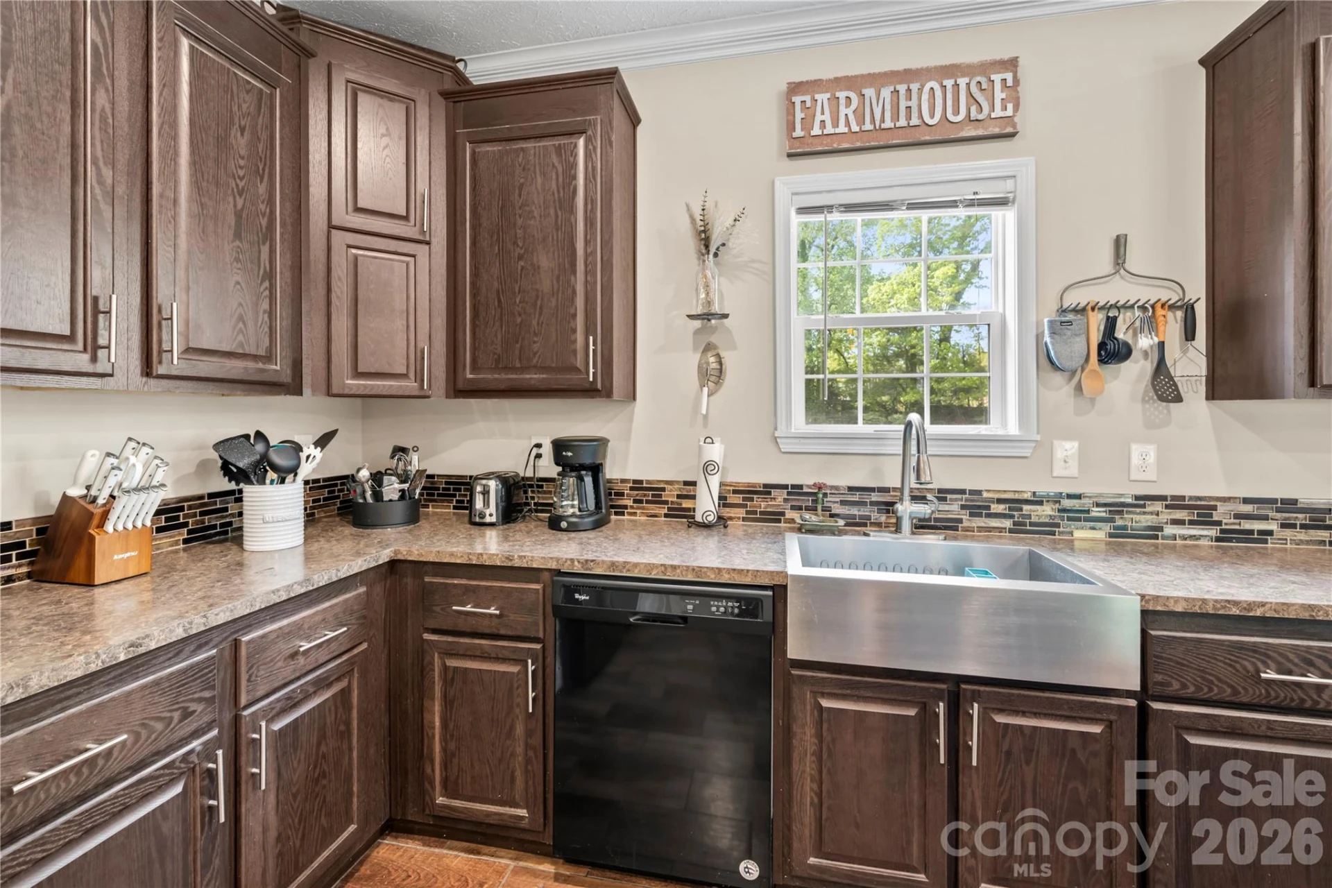 111 Robin Street - Photo 12
