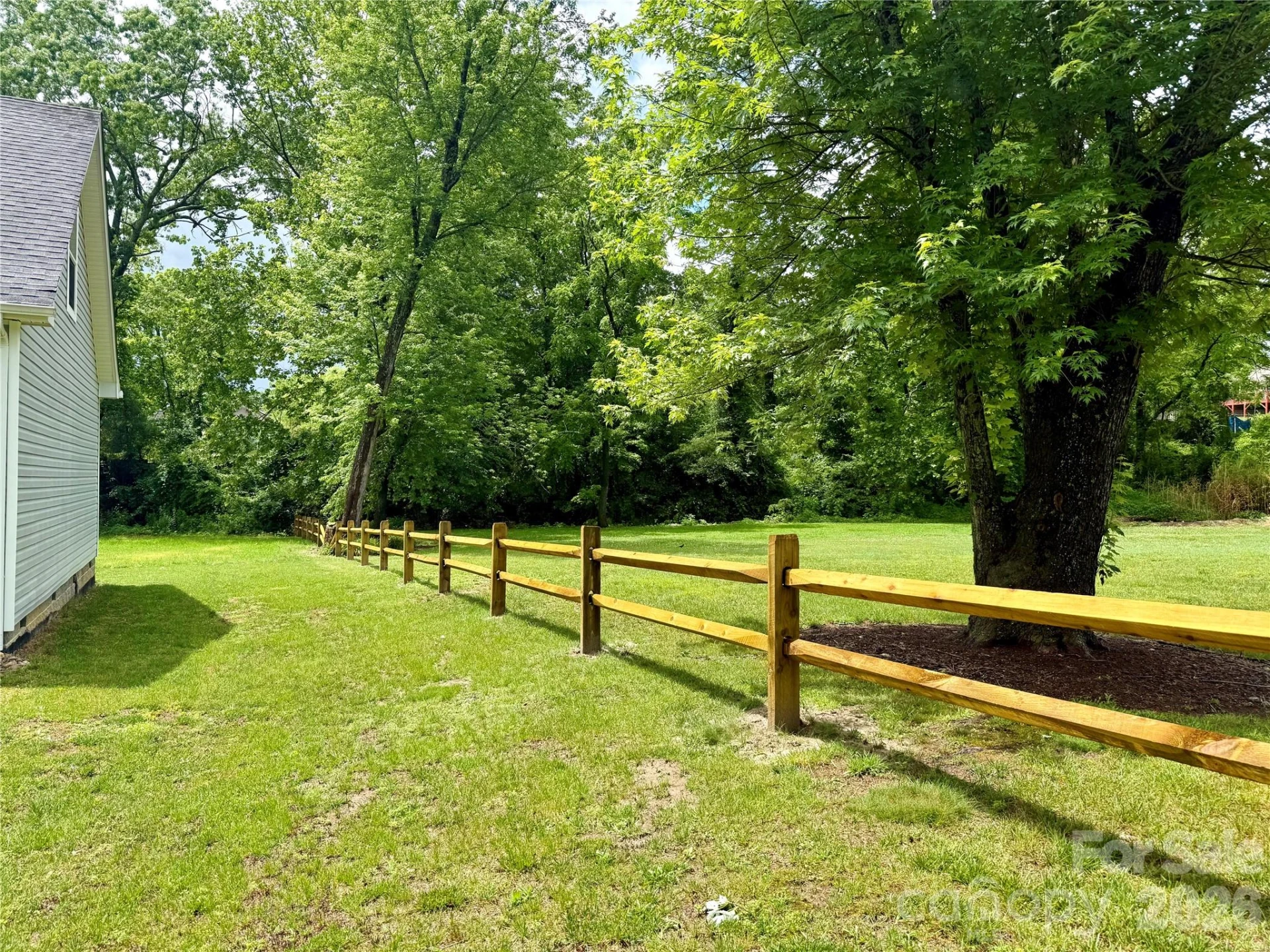 111 Robin Street - Photo 34