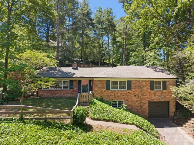 24 Warwick Place