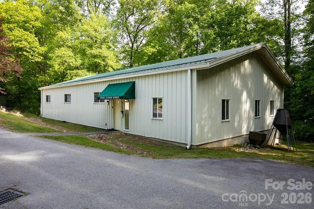 4204 Greenville Highway - Photo 2