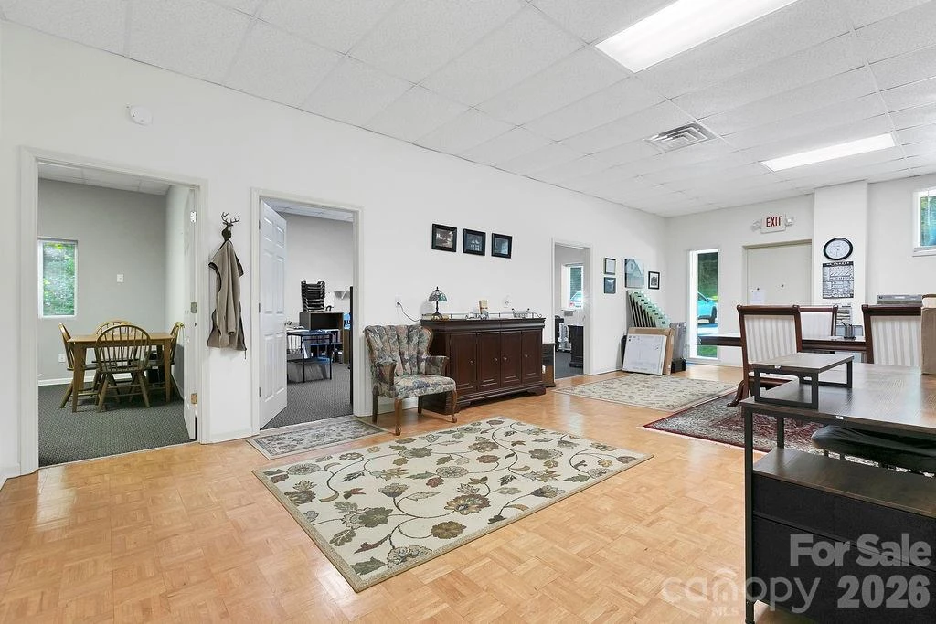 4204 Greenville Highway - Photo 11