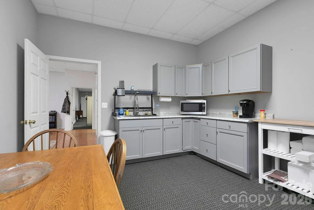4204 Greenville Highway - Photo 18