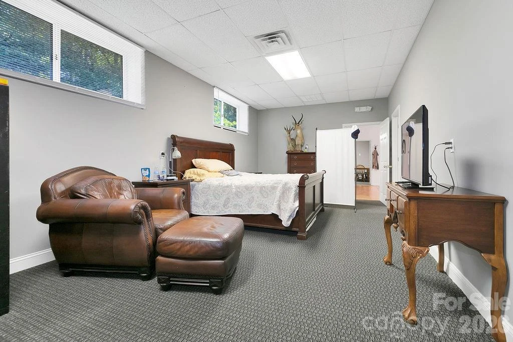 4204 Greenville Highway - Photo 26