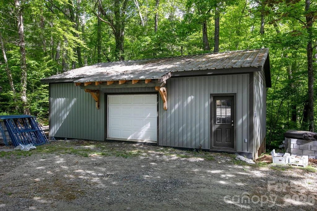 4204 Greenville Highway - Photo 27