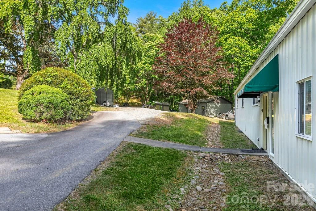 4204 Greenville Highway - Photo 5