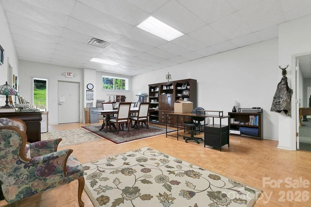 4204 Greenville Highway - Photo 10